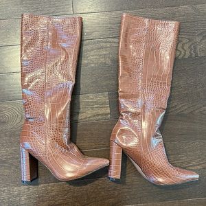 Croc embossed tall boots size 38 Paris Texas style